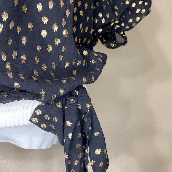 NWT MSK Black and Gold Lantern Sleeve Off the Shoulder Top Size S - Picture 7 of 13